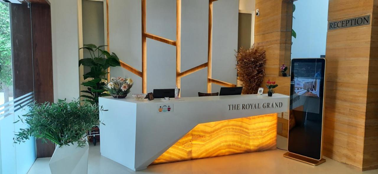 The Royal Grand Hotel Karur  Bagian luar foto