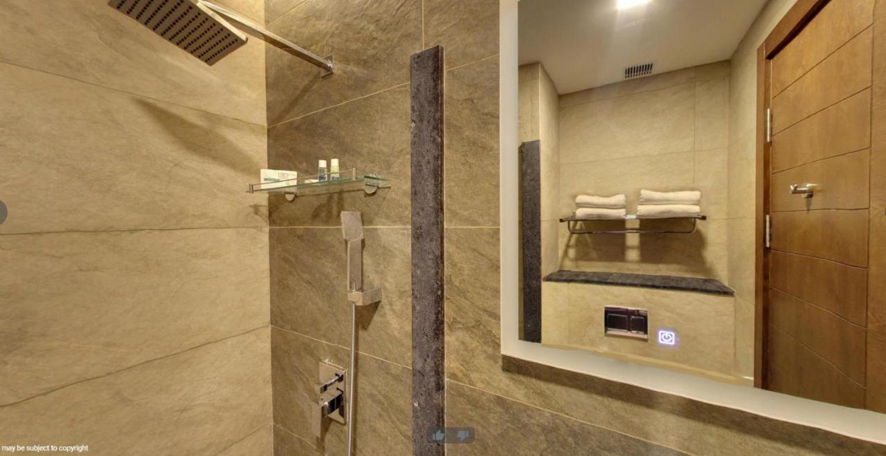 The Royal Grand Hotel Karur  Bagian luar foto