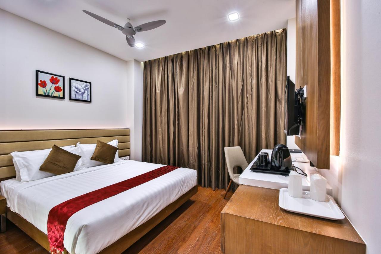 The Royal Grand Hotel Karur  Bagian luar foto